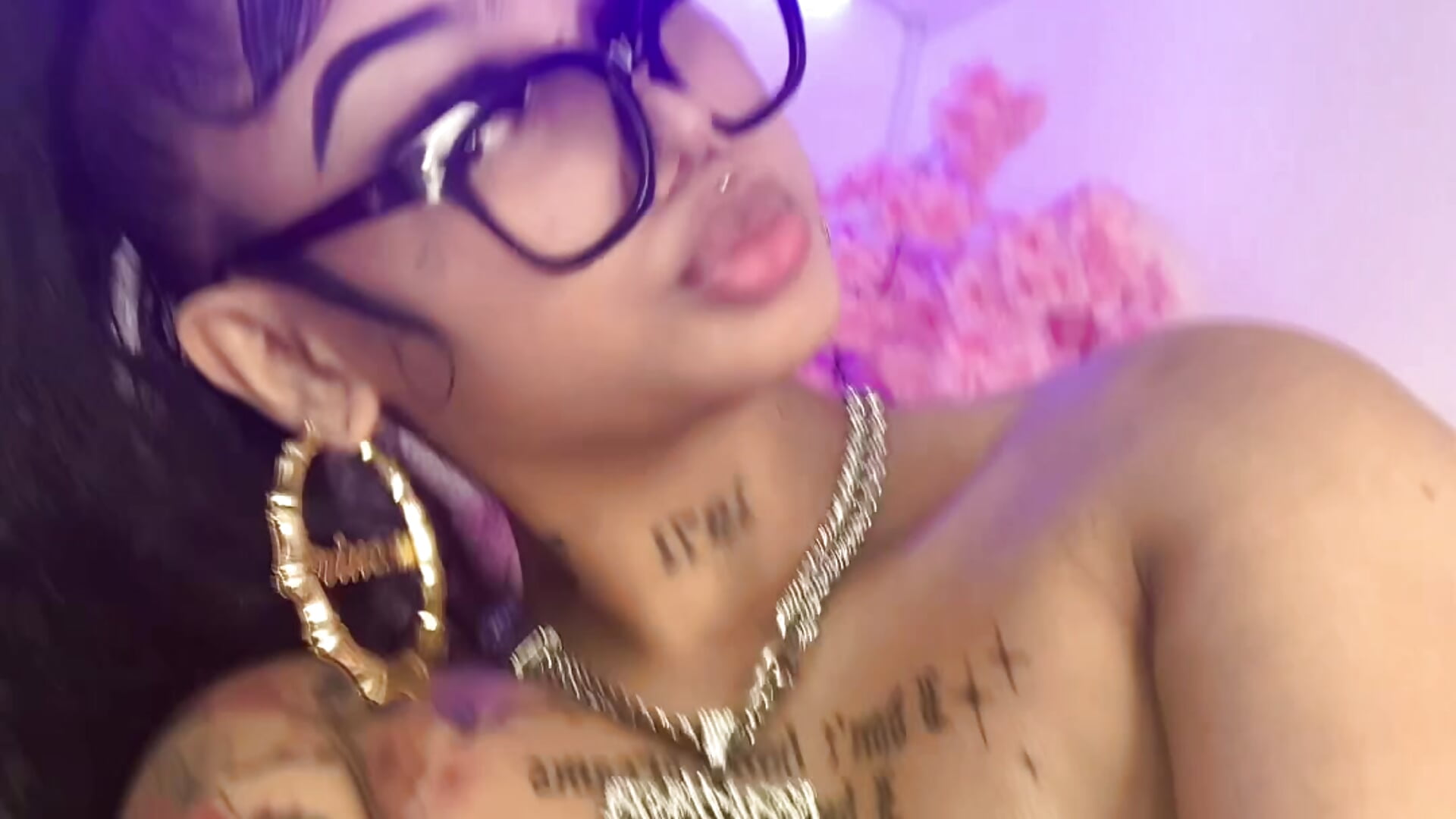 🤍 - video by Mia_Jansen cam model