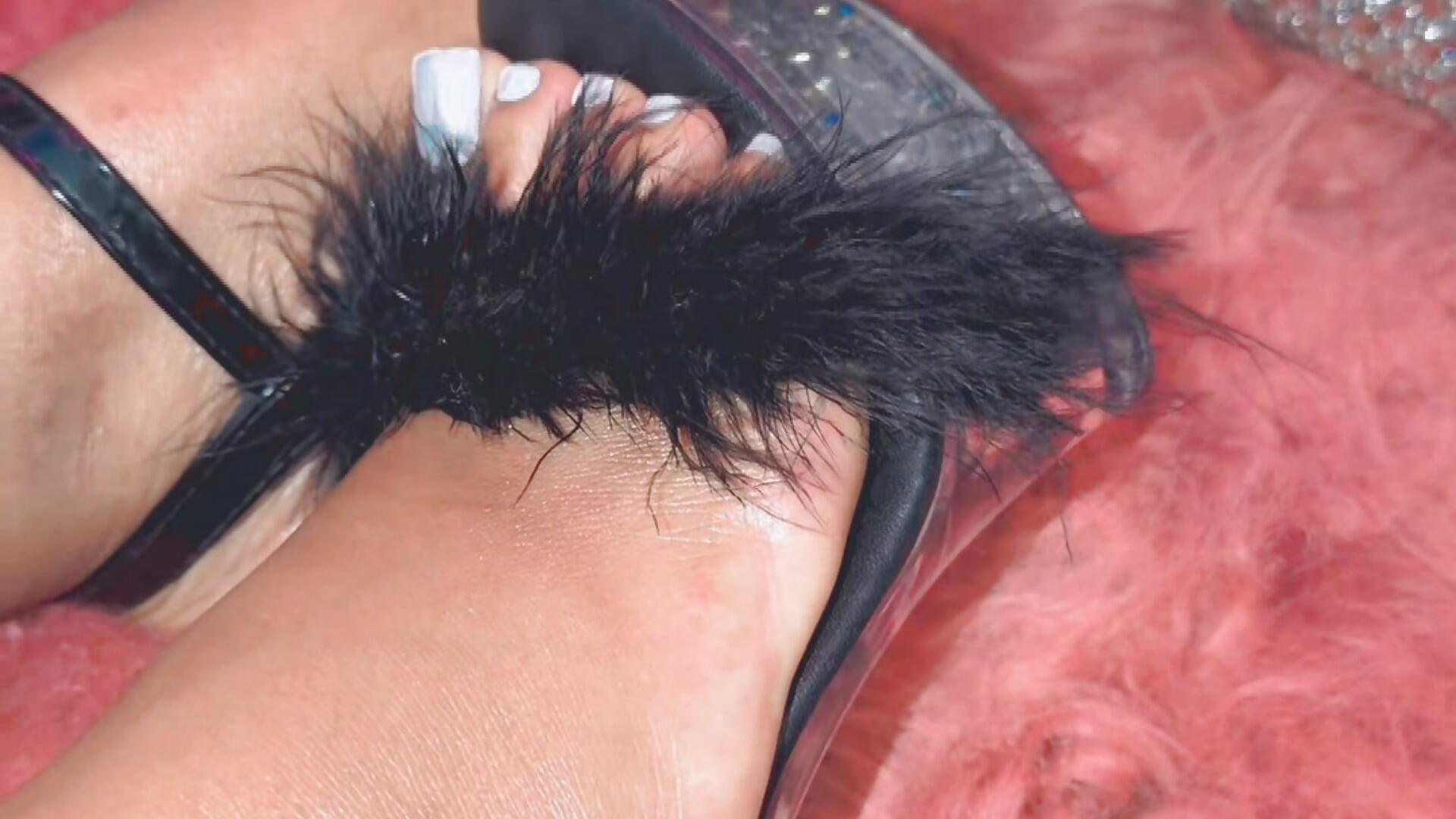 Miss Pretty Feet - video di longislandprincess modella di cam