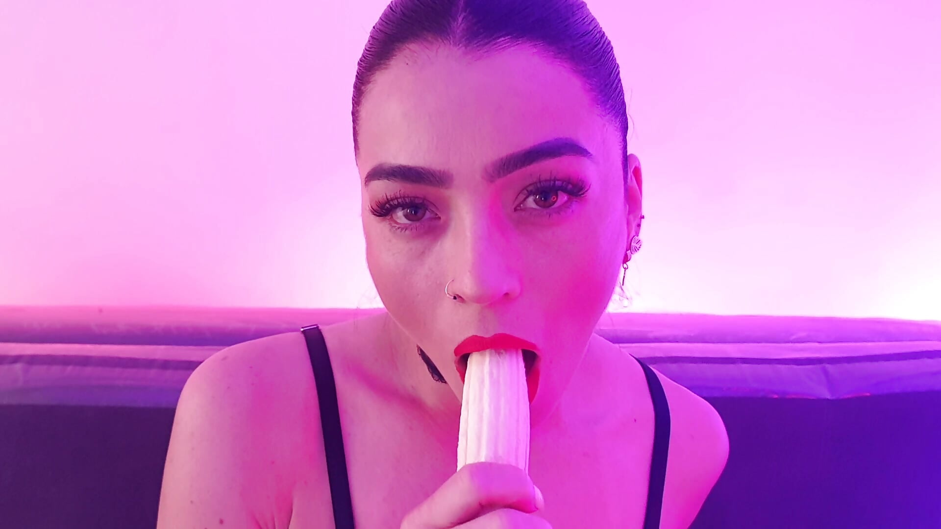 know me 🎀 - video av trinity_prestigee
