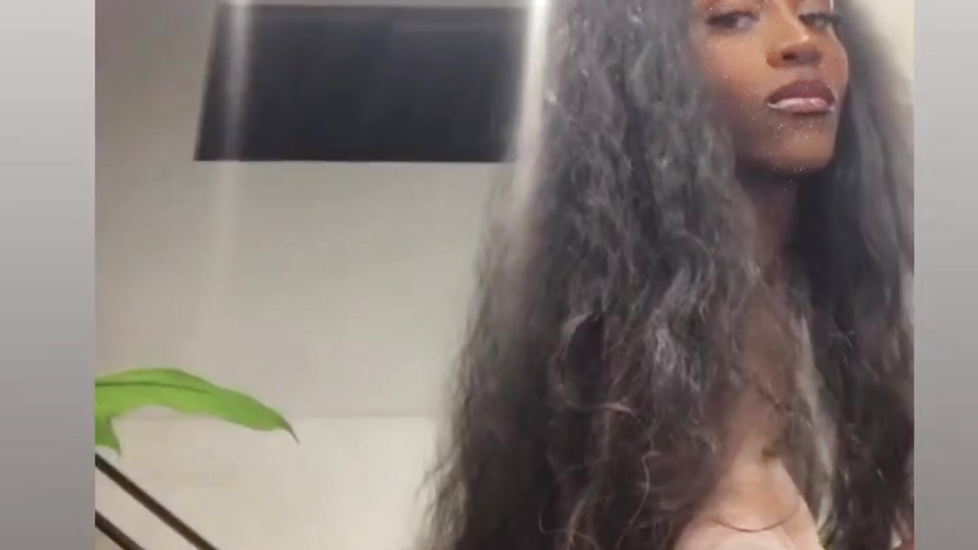 Bebe - video by PLAY_CUM_HOT cam model