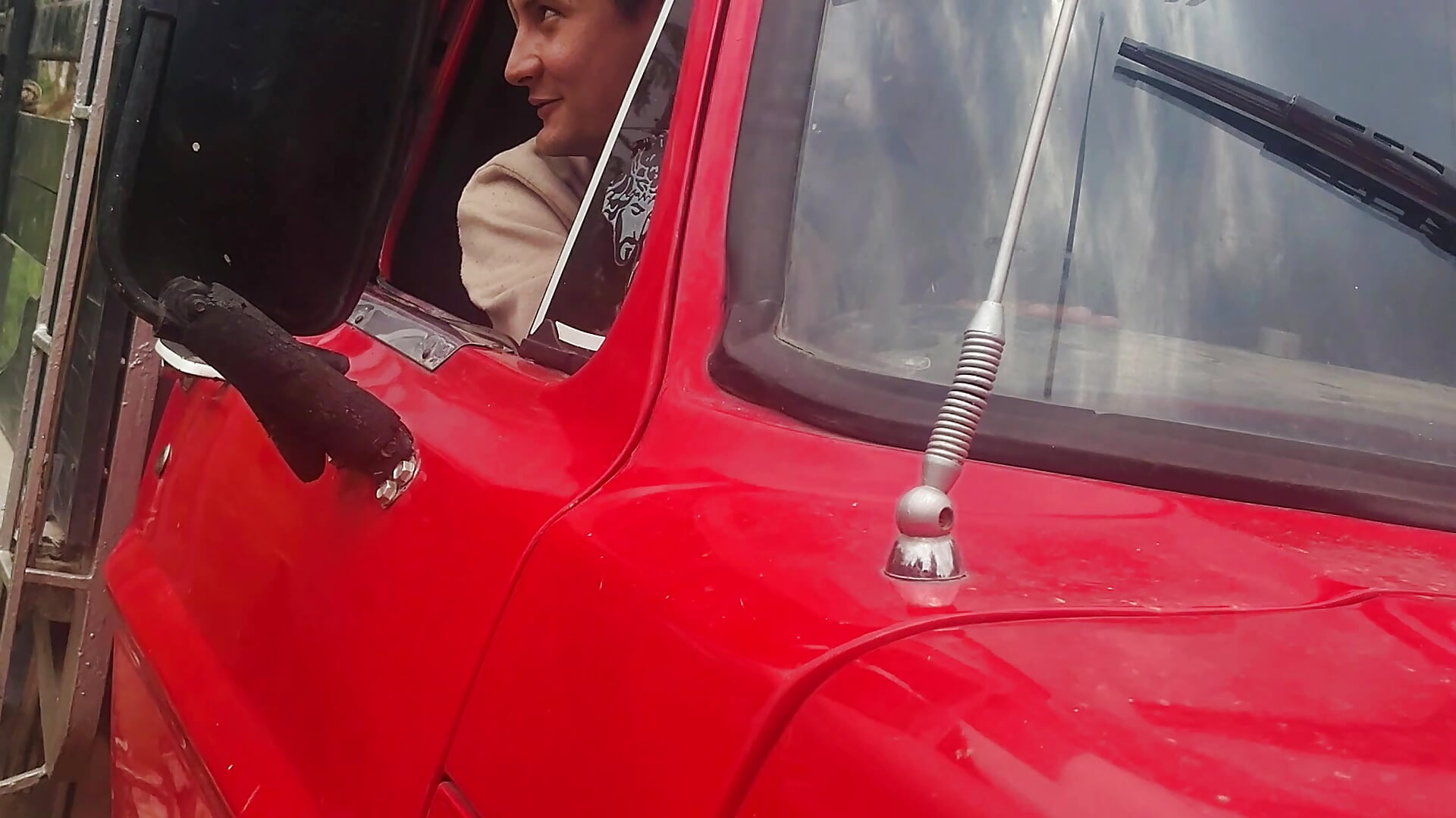 Well, I'm looking for someone here. Tomorrow, Monday, is a very special day for me. Everything will - วิดีโอโดย Juan_Hotcaliemte โมเดลแคม