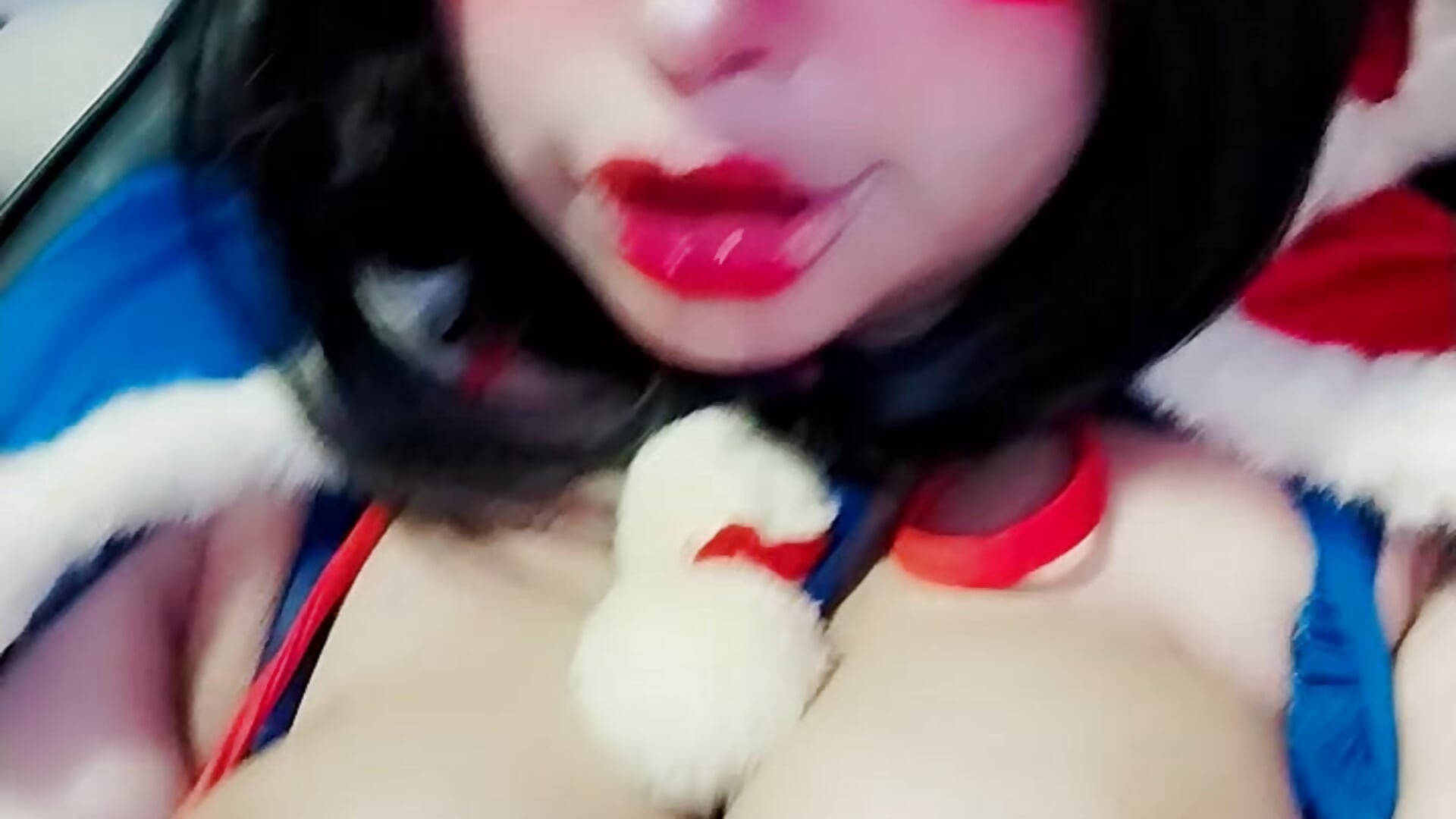 Ponmi show her sexy body would you like to use it?  🤡👅