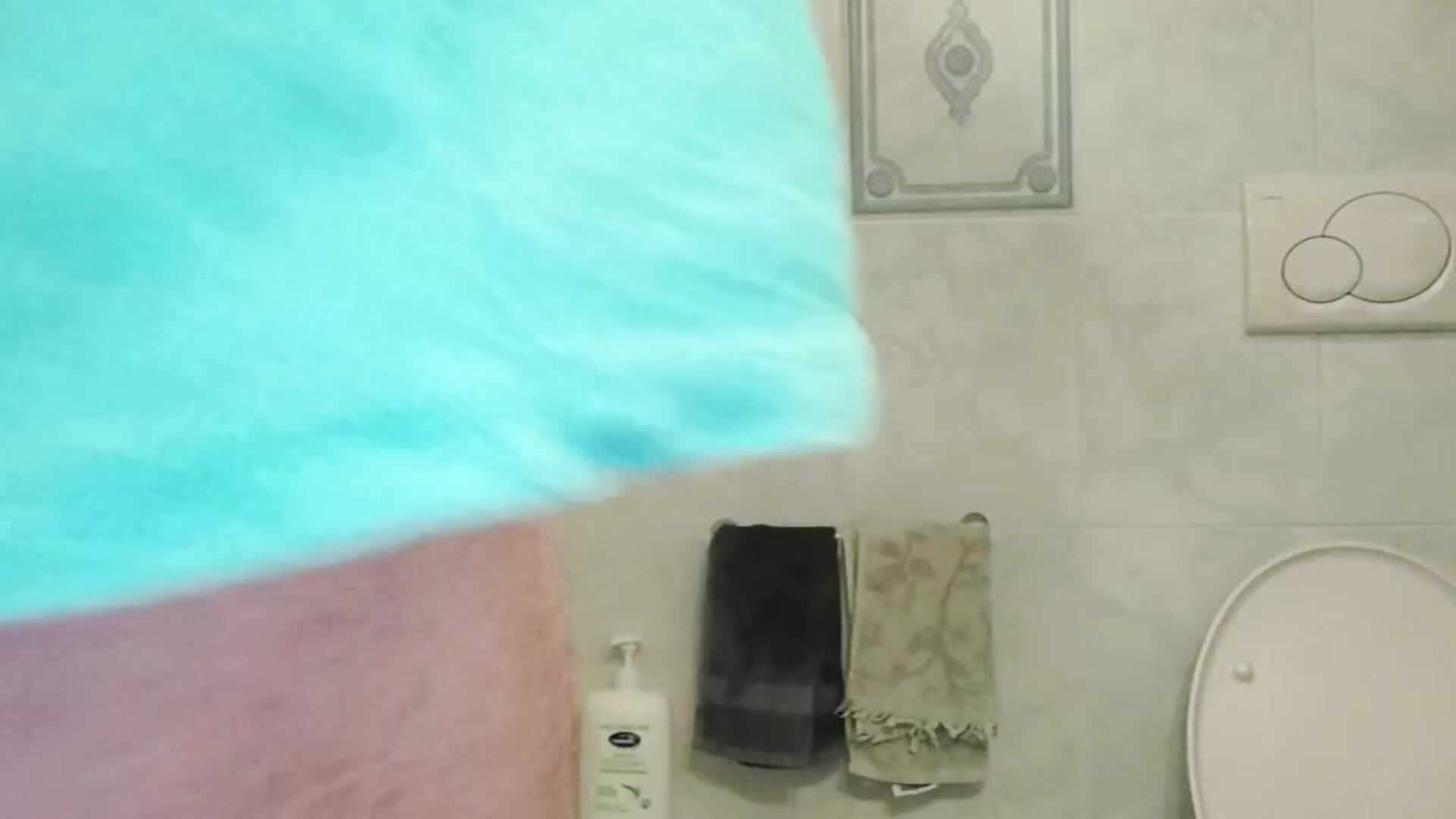 Prima del bagno una 💦💦💦 - video av common47 cam model