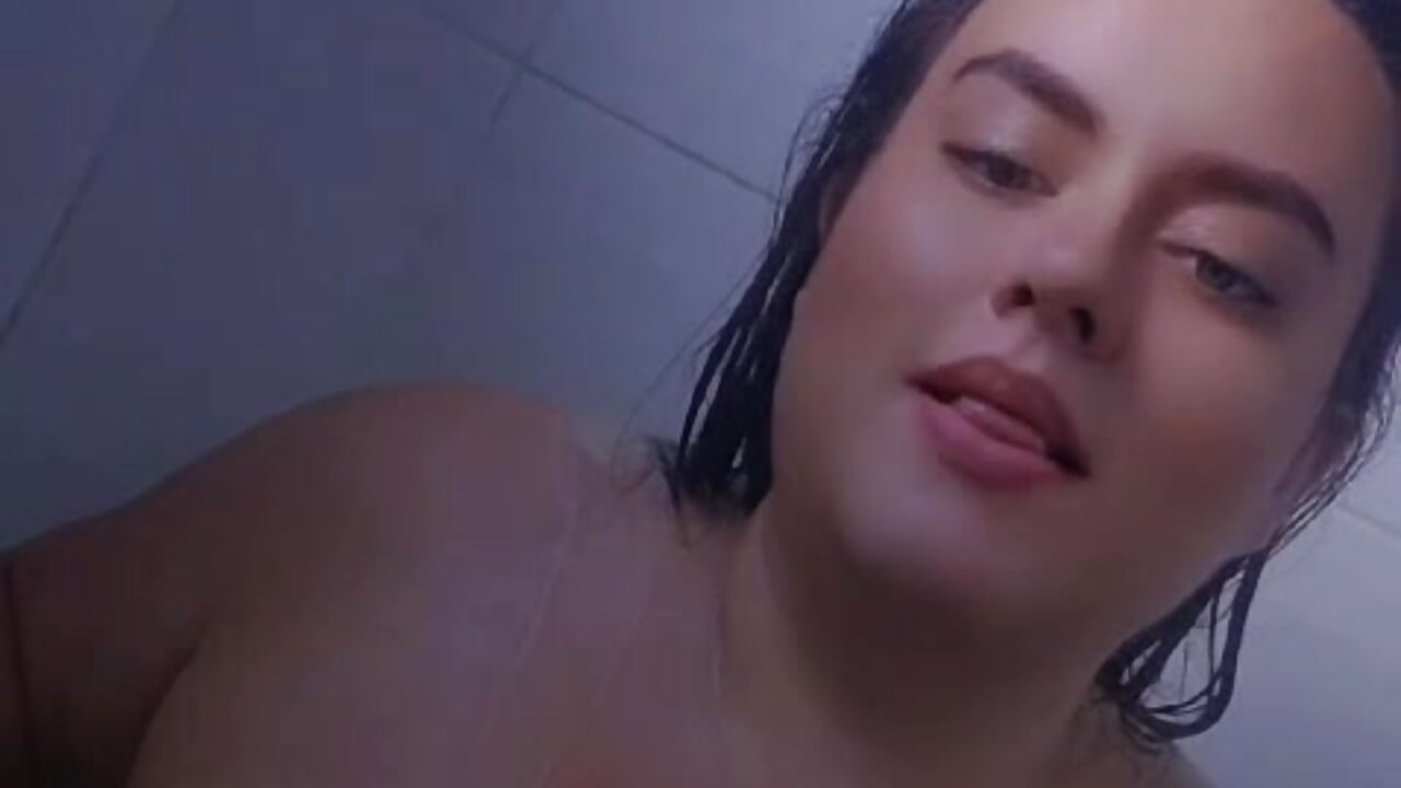 Shower - video by TerraMagnus cam model