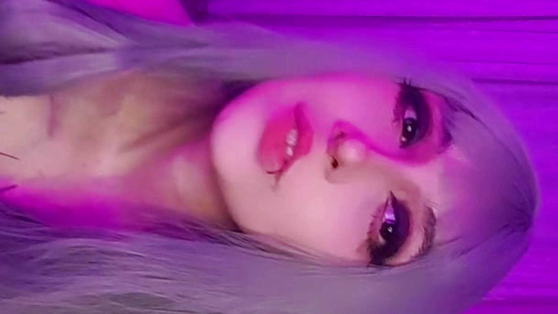 uwu - video by Billie_janne_ cam model
