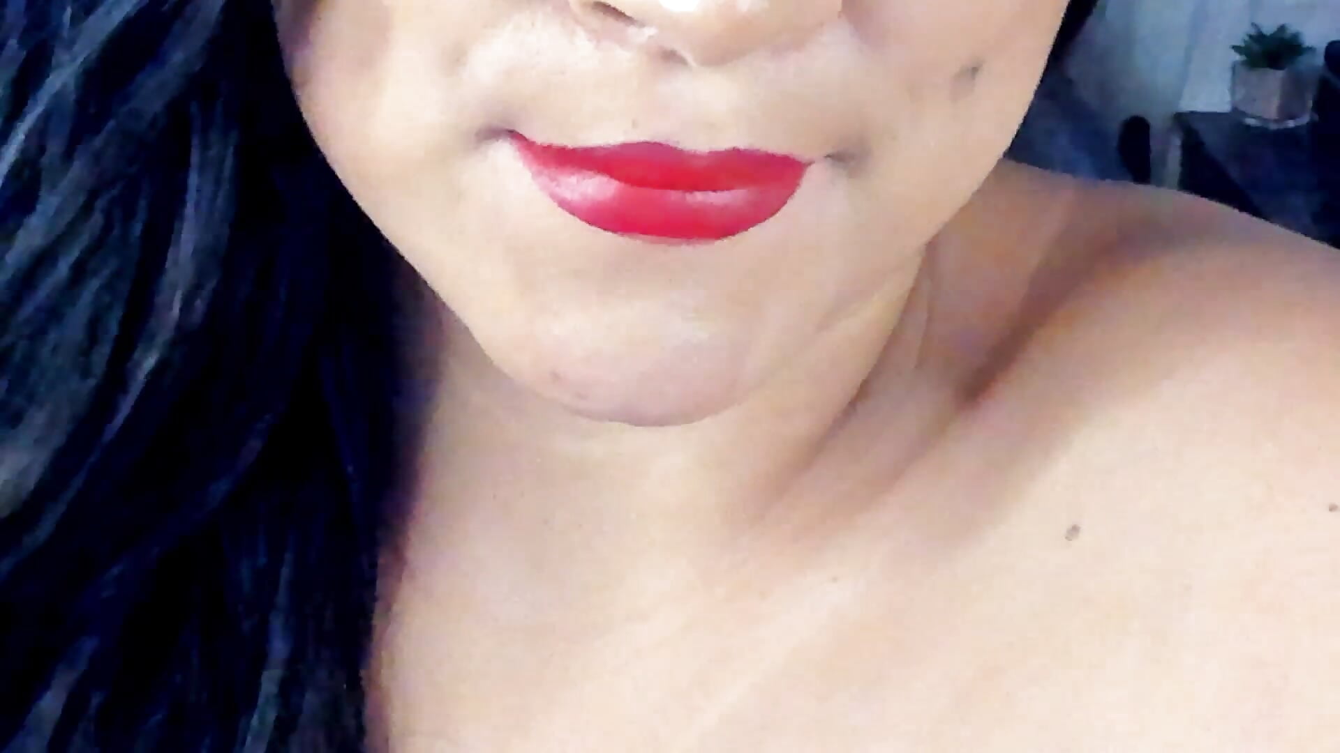 Sexy red lips n tongue