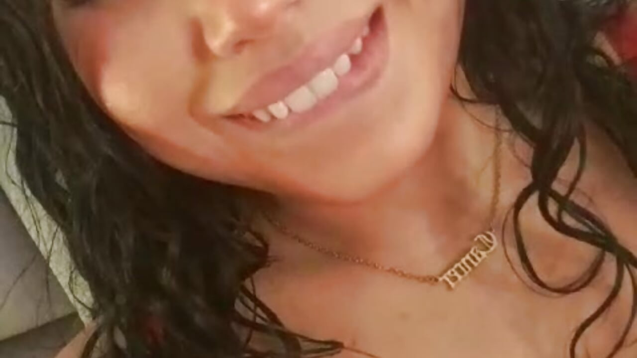 kiss kiss－カメラキャストのVictoria_vallejo_の動画