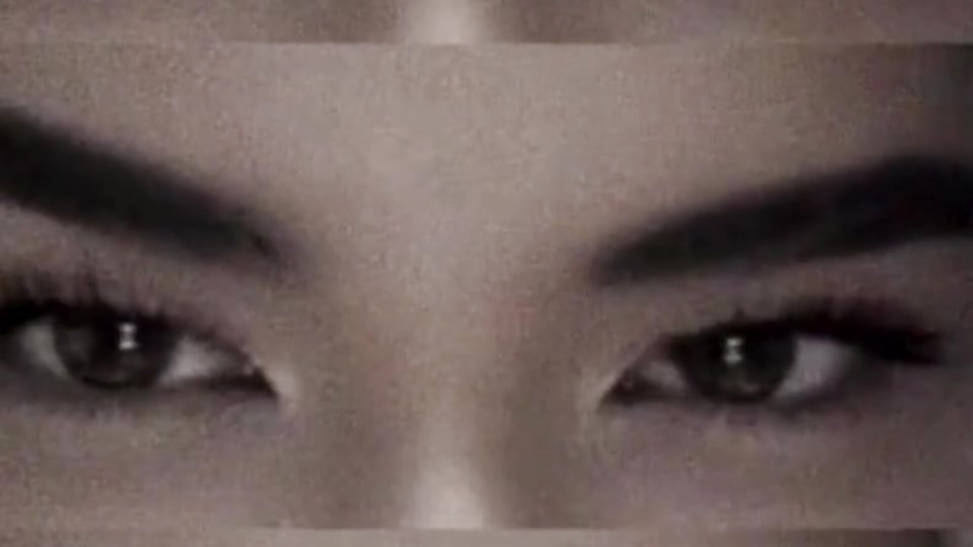 look in my eyes - vidéo du modèle de showcams Victoria_vallejo_