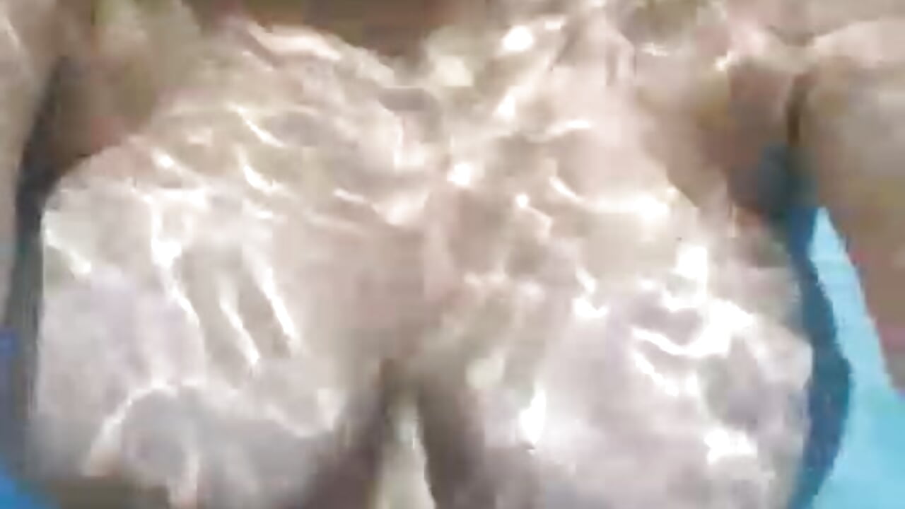 big tits underwater－カメラキャストのVictoria_vallejo_の動画