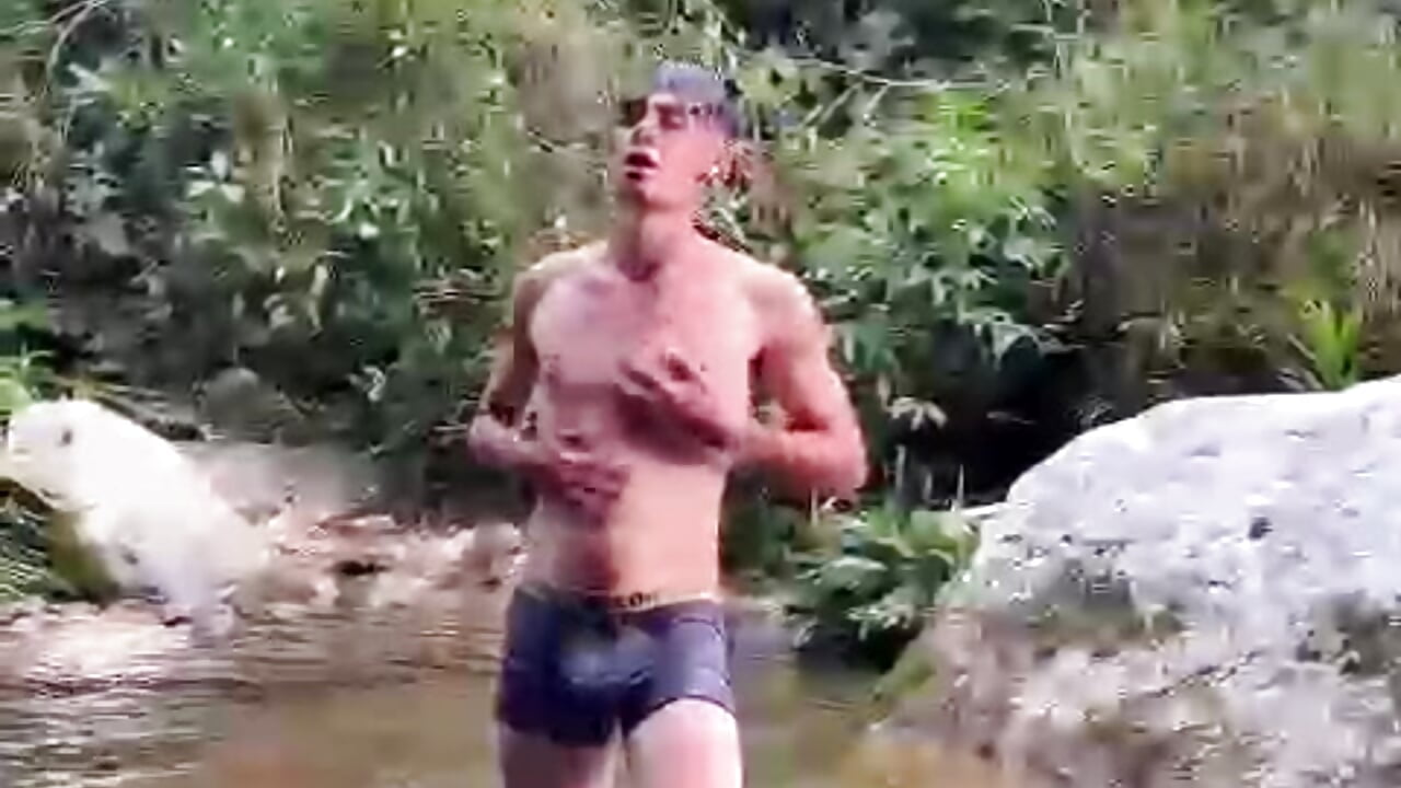 WhatsApp Video 2025-05-24 at 11,15,42 AM－カメラキャストのcristofer-の動画