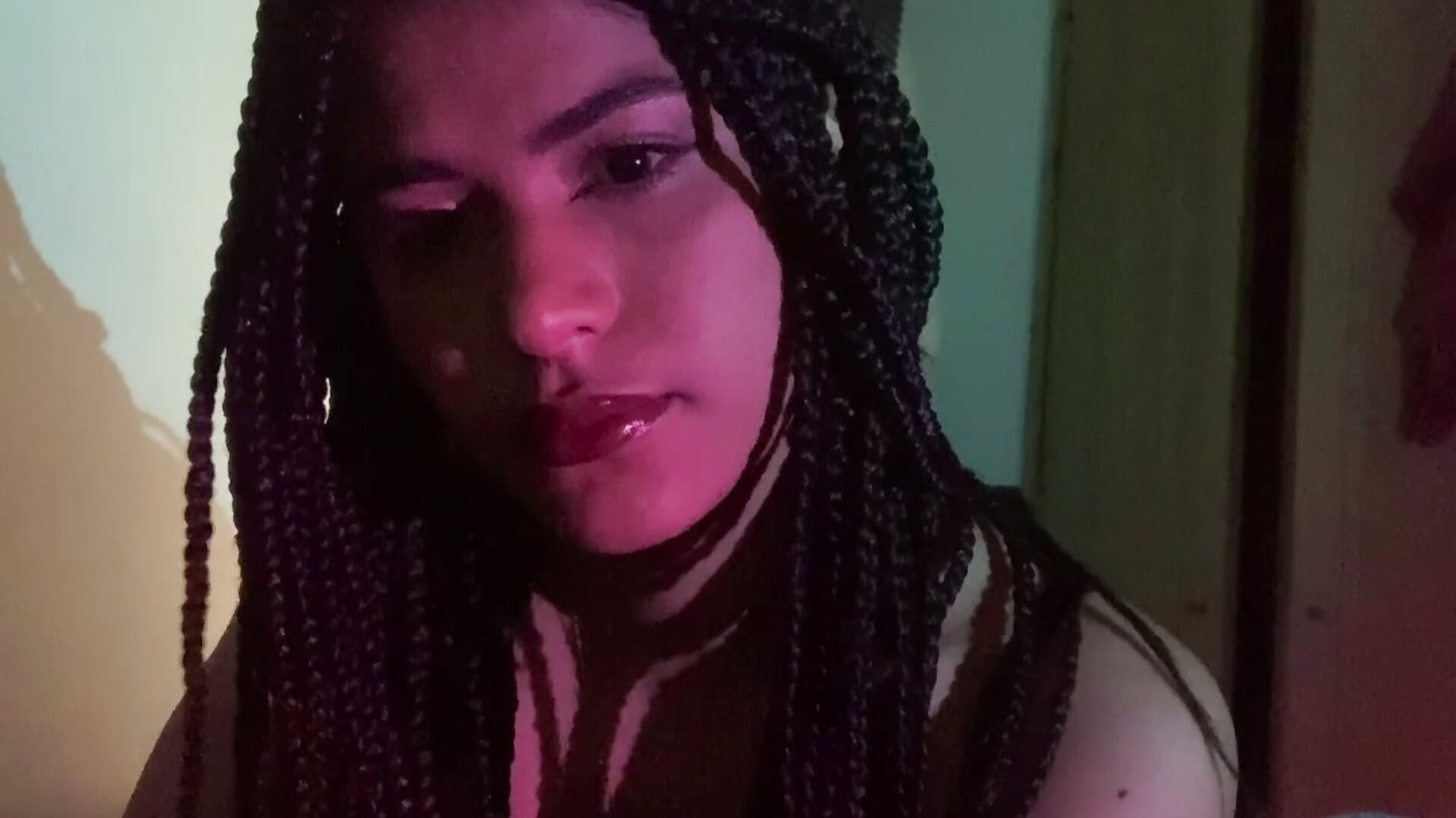 😘