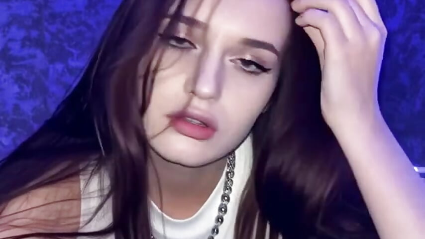 Moore ^3^ - video di GosToGeo modella di cam