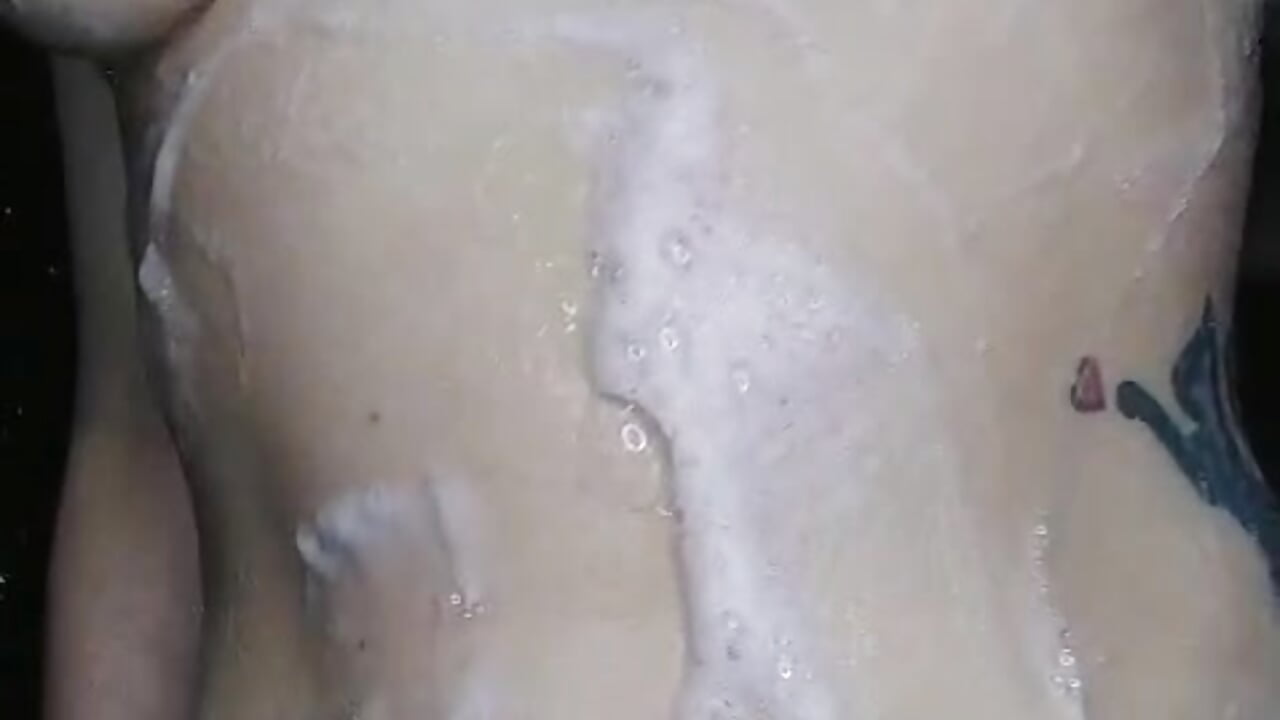 Enjoy my body in foam