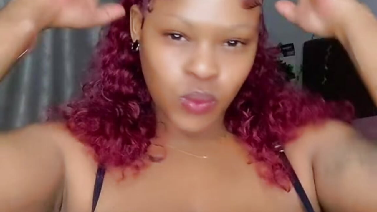 Miss Me ? Watch This I’ll Be Back Soon - video av VoluptuousVixen_BB cam-modell