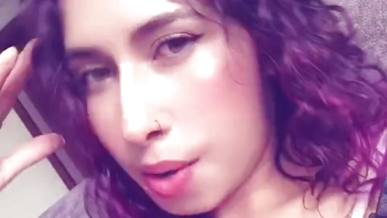 Hey ❤️ - video by GenesiisLoo cam model