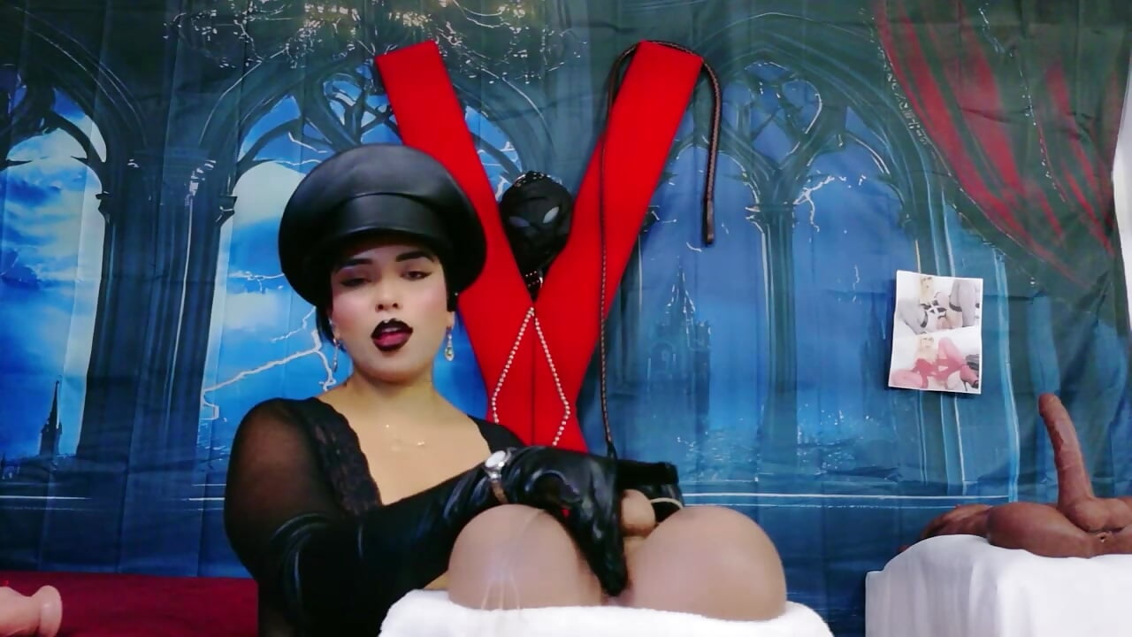 your holes are for my pleasure!! - video by MeliizaQueen cam model