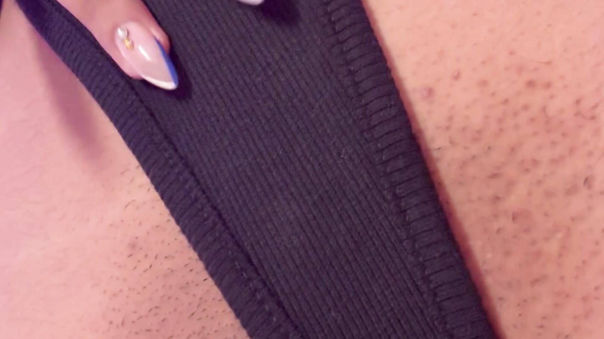 🤫😬🥺 - video by bella__honey cam model