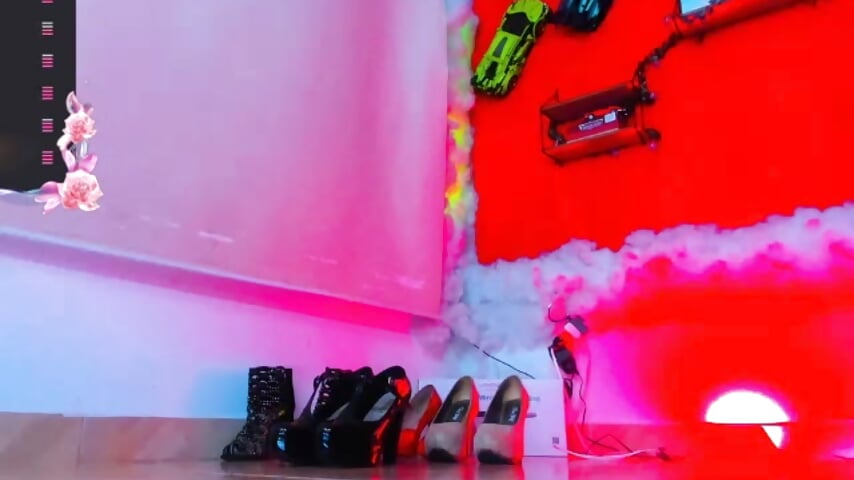 Erotic shoes parade 🤞