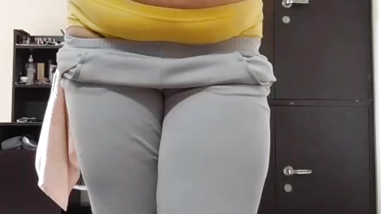 Full enjoy - video oleh Diva_Kiara kamera model