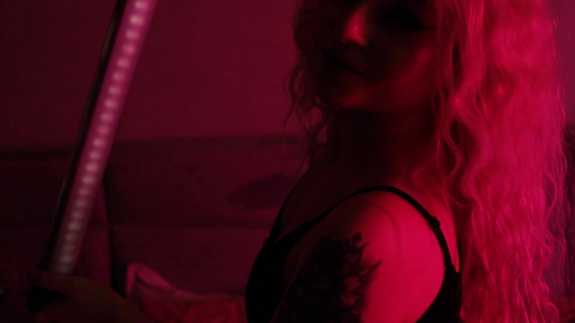 Apparition - відео від вебкаммоделі SelenaBell