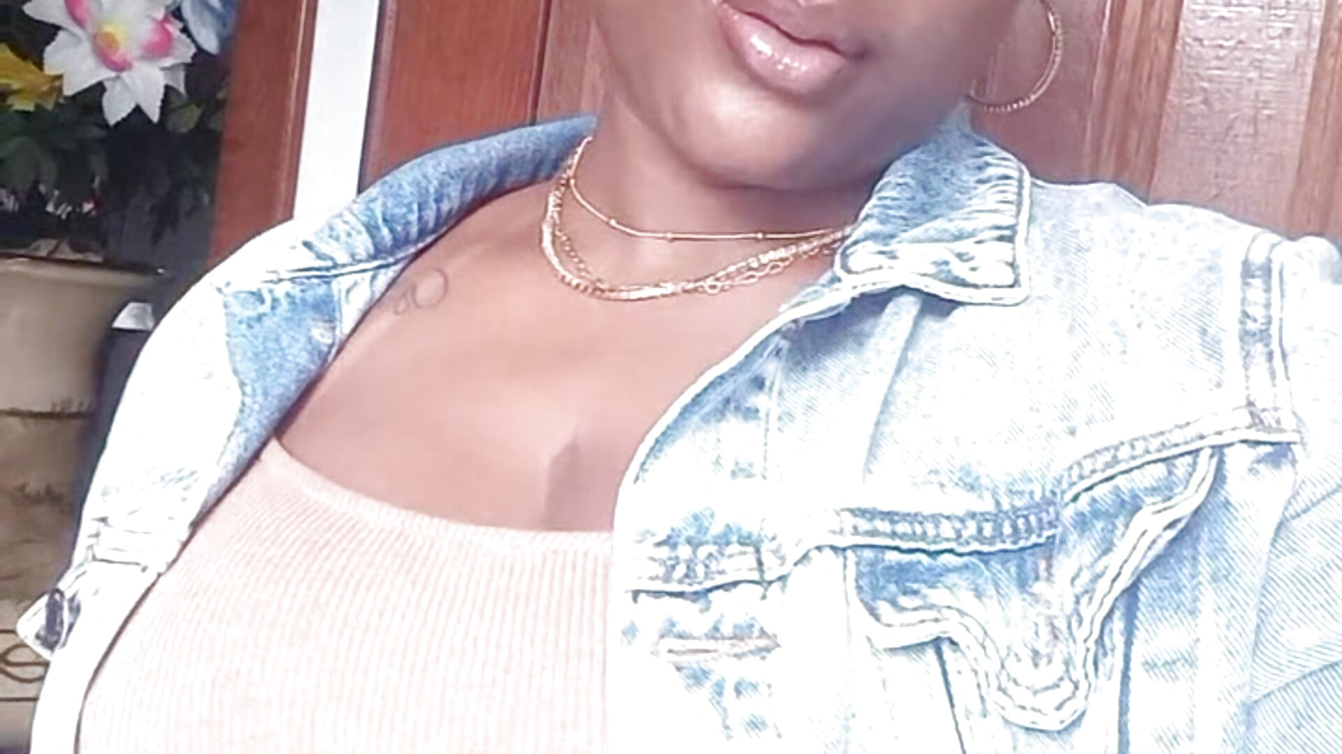 VID_20250526_072657_035 - video by RebecApreta cam model