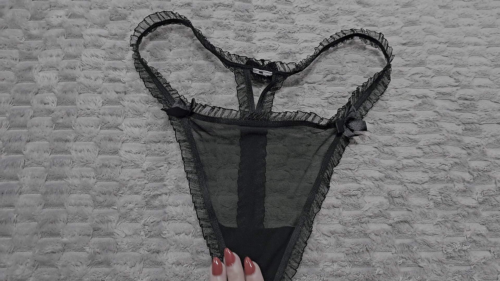 Noszone Stringi Do Sprzedaży - video by sexyjennyeu cam model