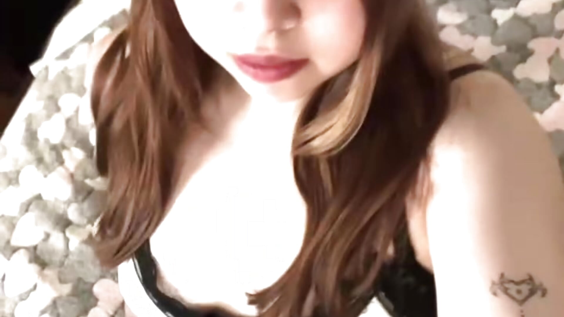 Hot for your mood ^^