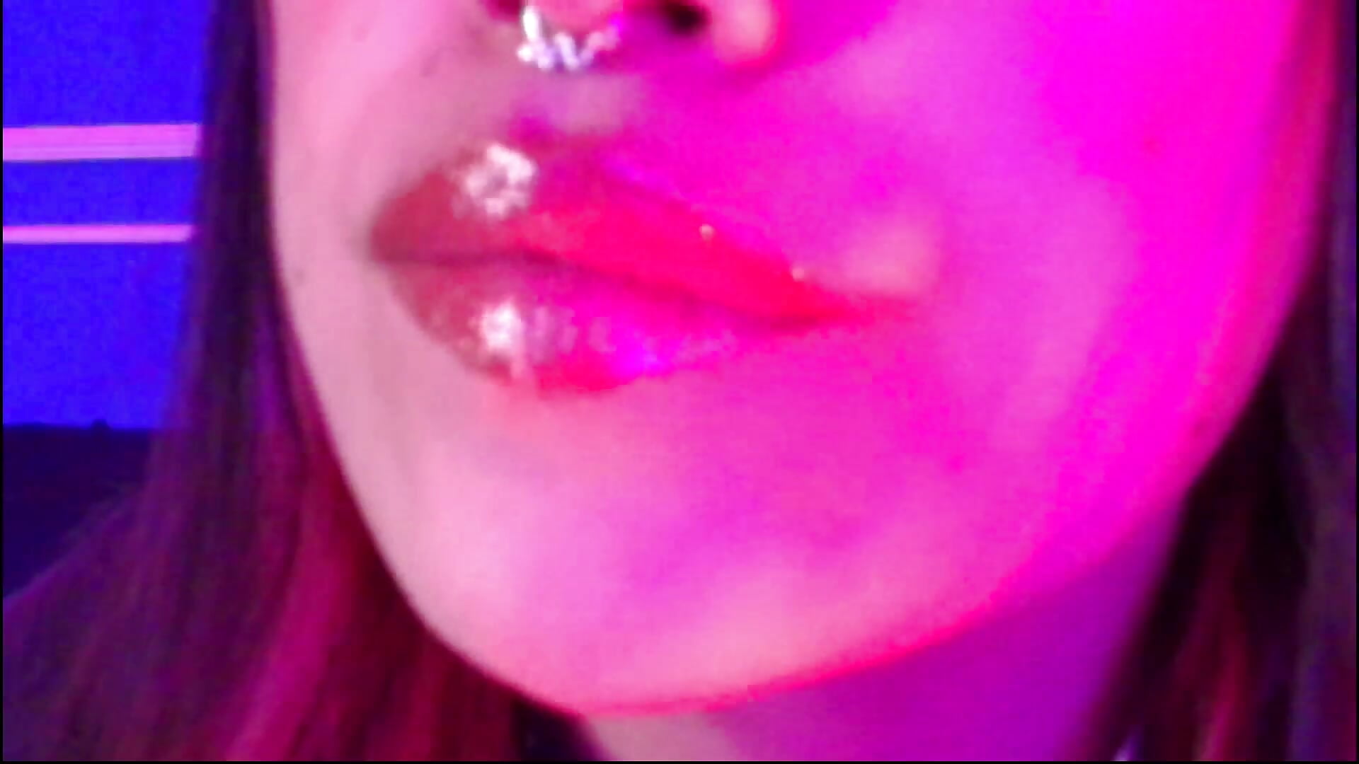 you want to taste my saliva, come to me - video od modelky/modela vanelope11