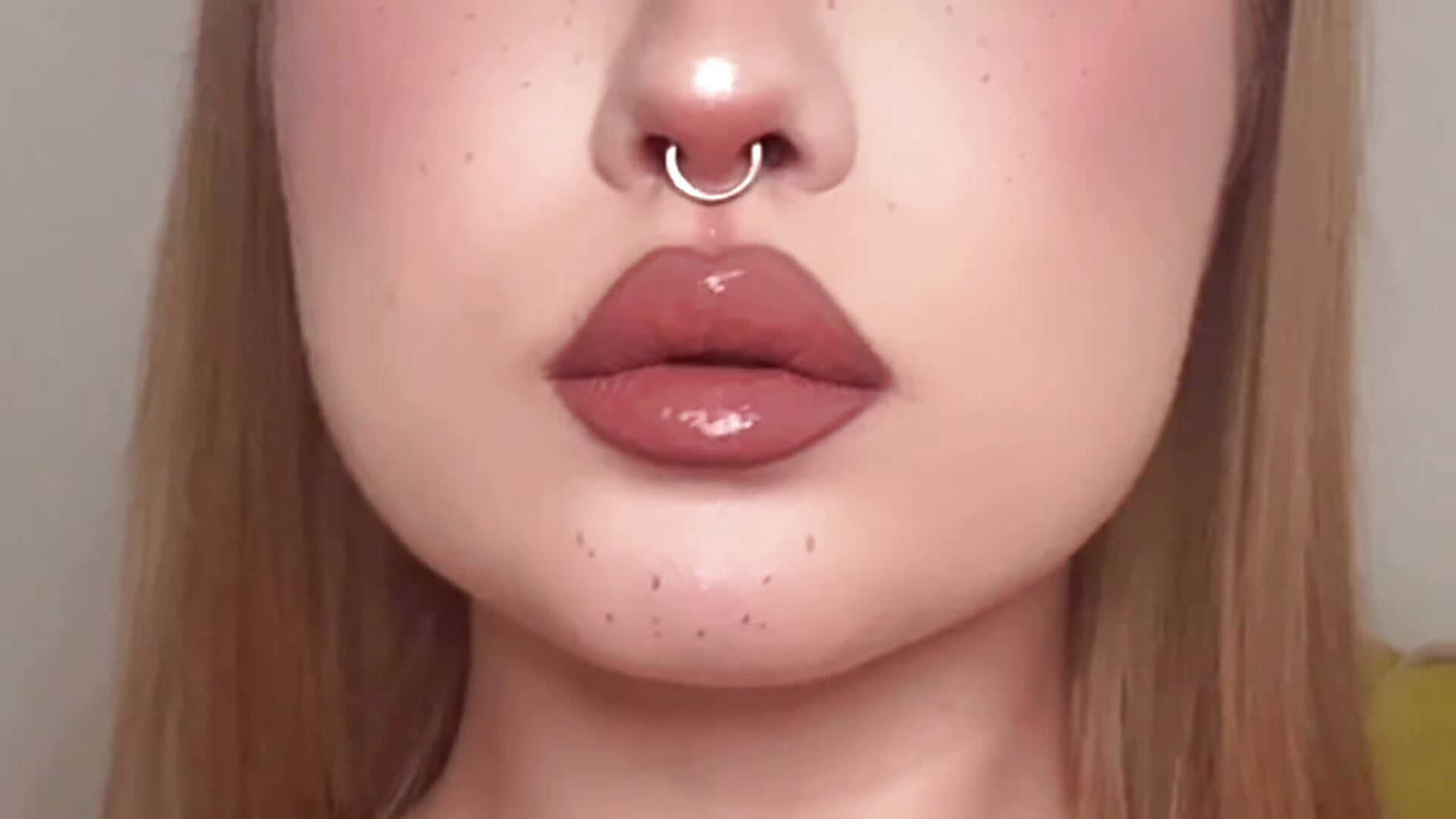 ✨meow✨ - 視頻由 royce_ghost1 主播提供