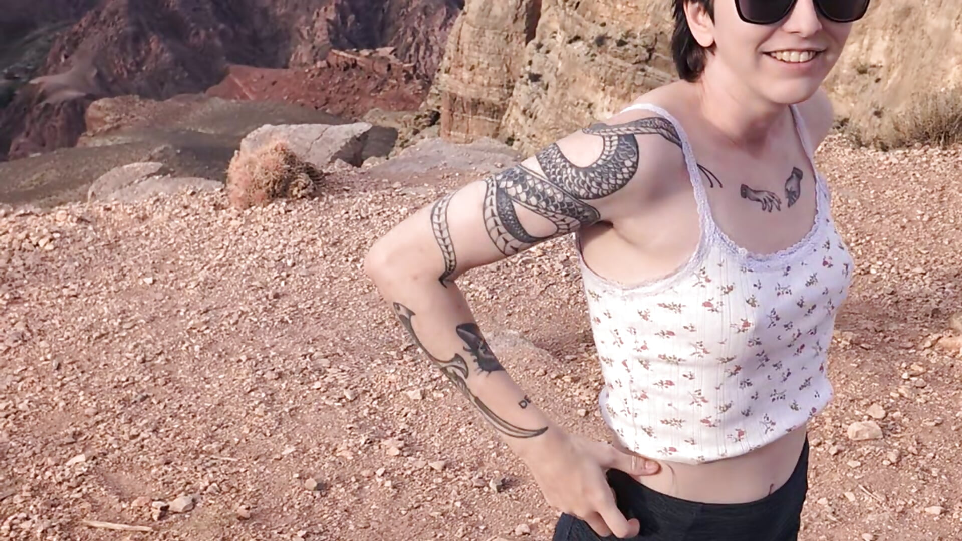 Flashing my tits and ass at the grand canyon!