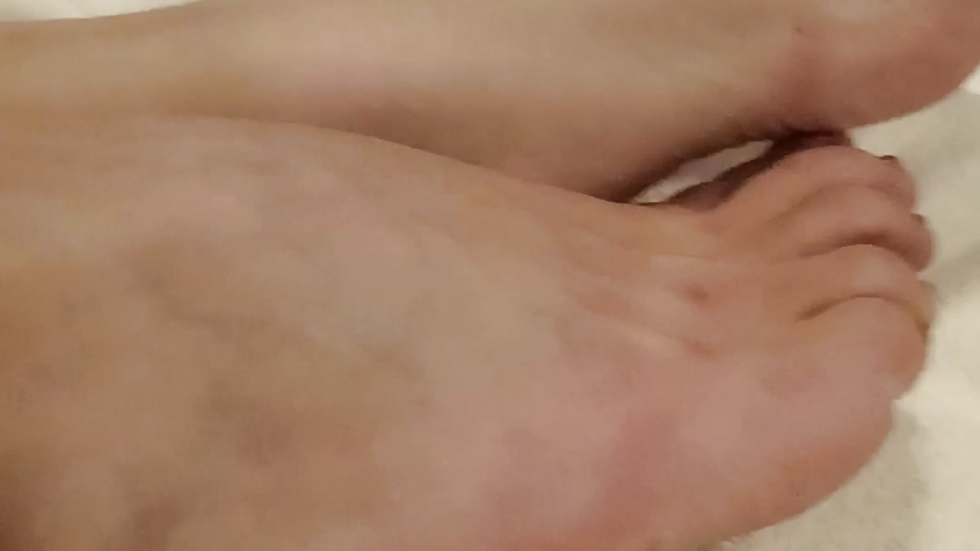 1000043865.mp4 - video van Romola_Inside cam-model