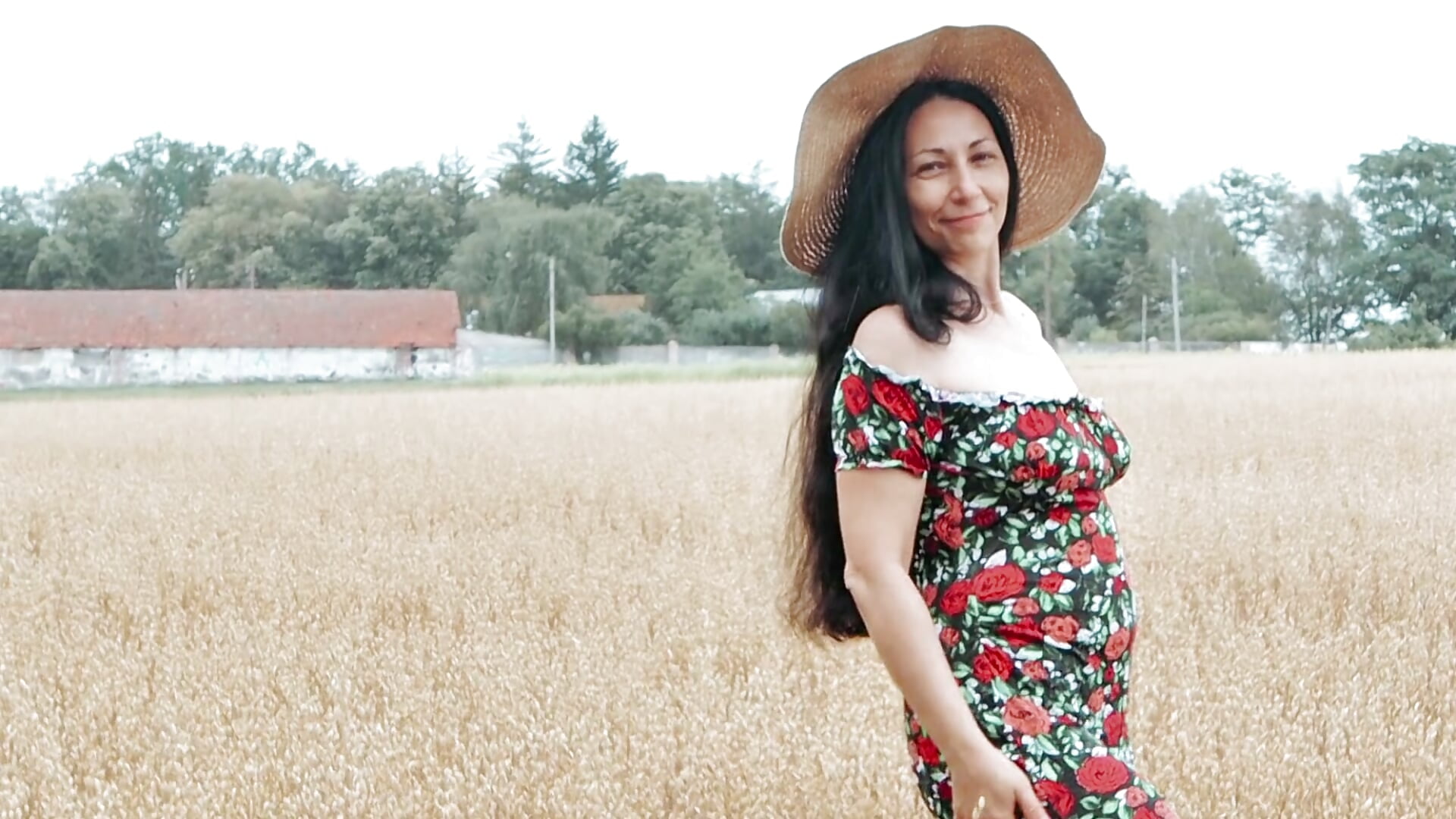 summer rain – видео вебкам-модели LiluGrants