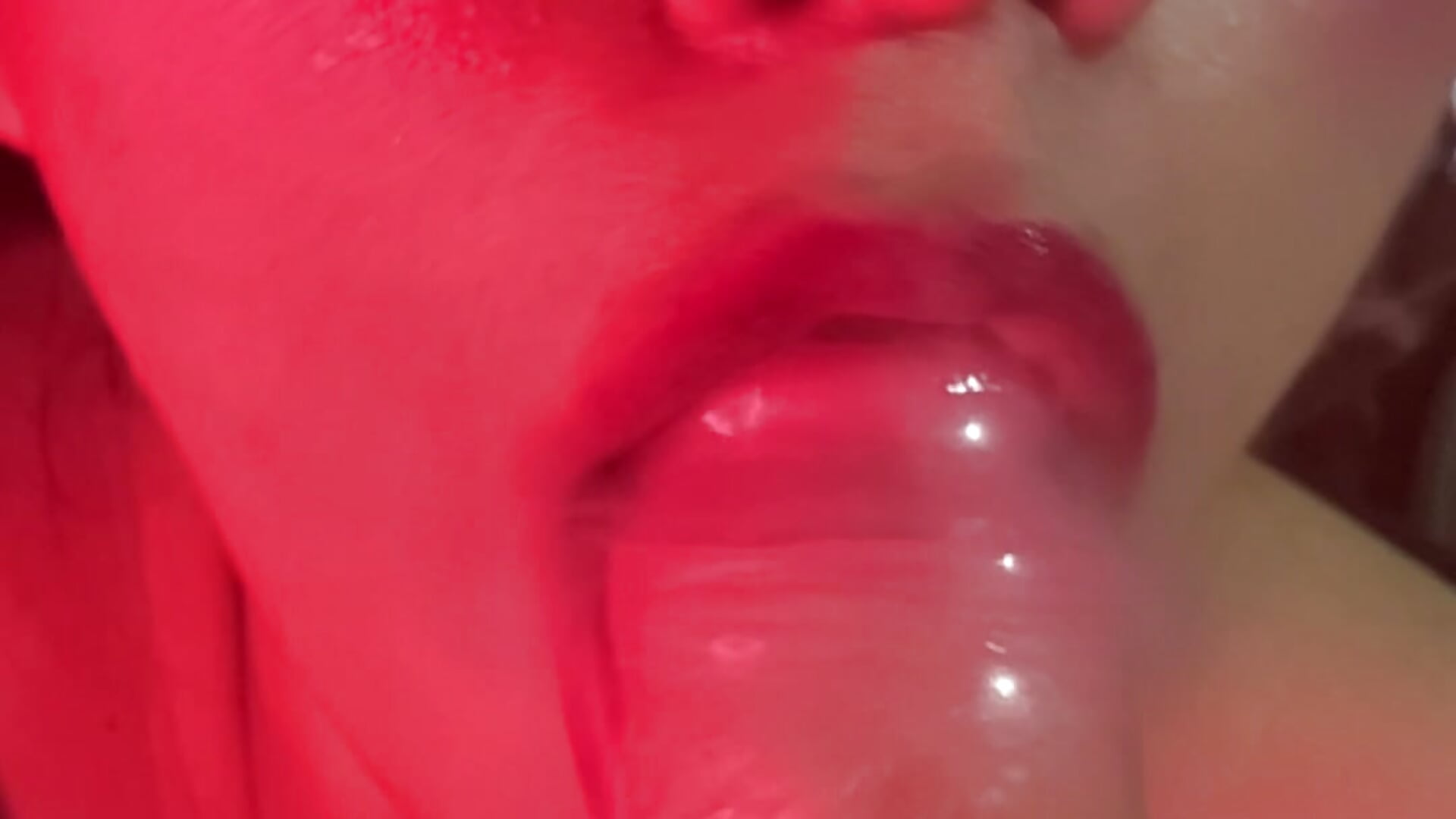 mmmmmm - סרטון של MaggaCass, דוגמן/ית מצלמה