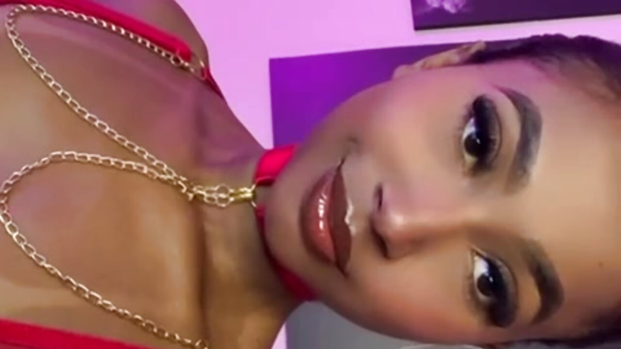 your favorite princess – видео вебкам-модели GabrielaLugo