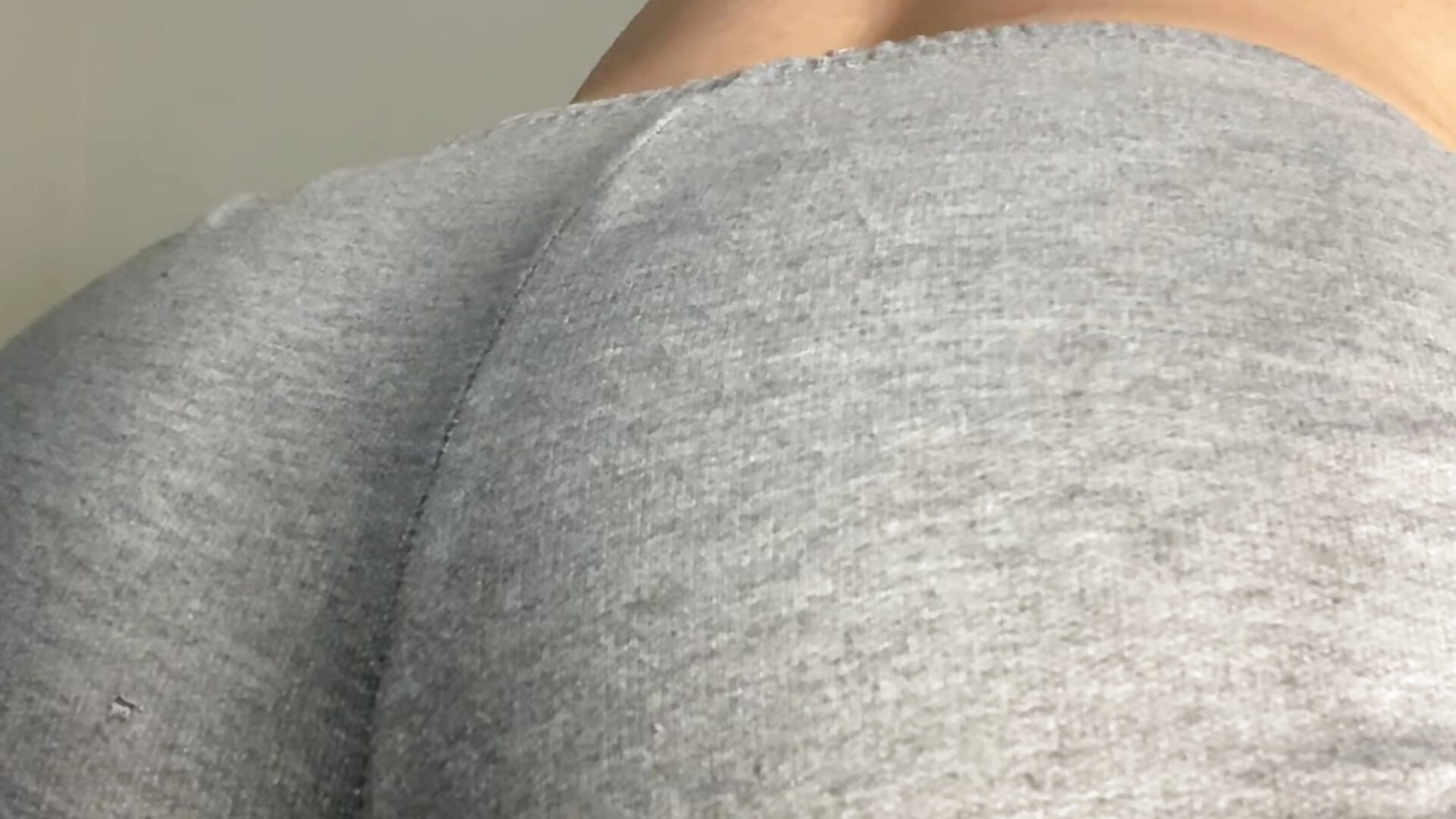Open your mouth I will humiliate you with my sweaty ass, sniff my farts hard, I'm very gassy!