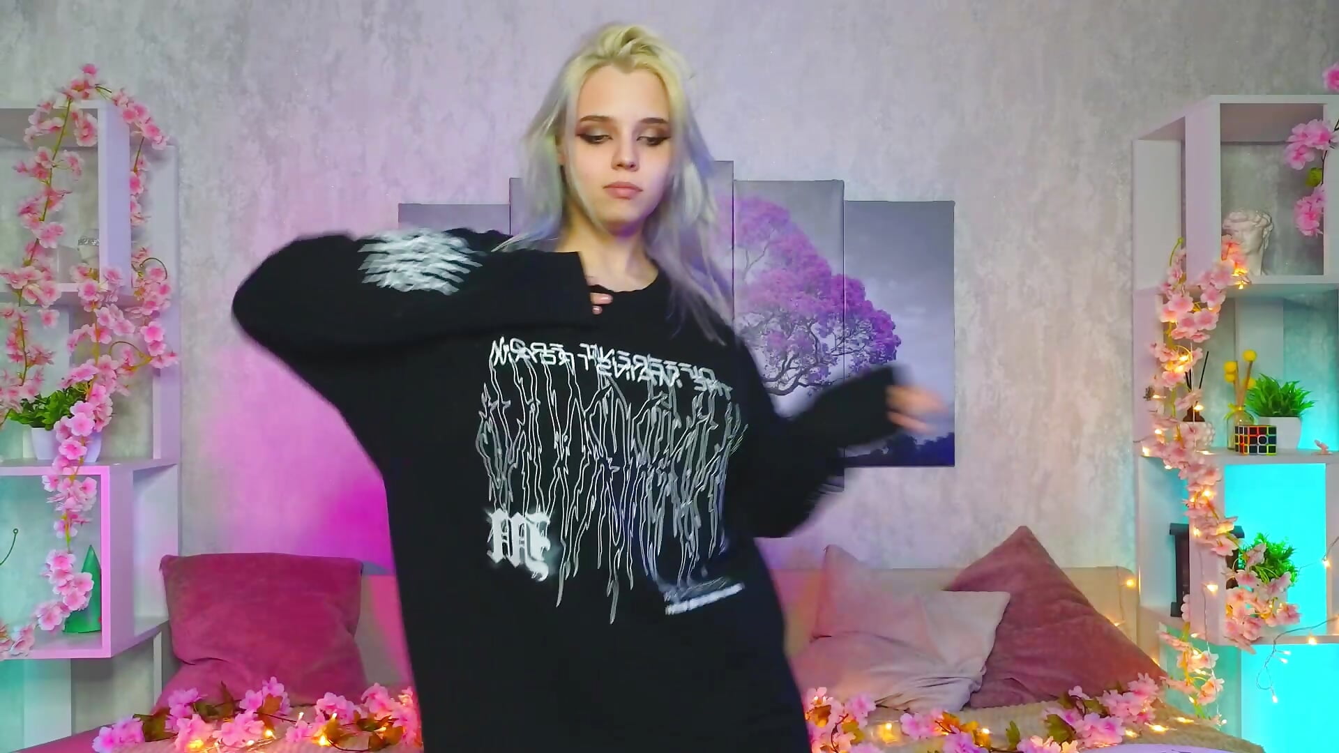 Funny Dance - video by DorisGaillard cam model