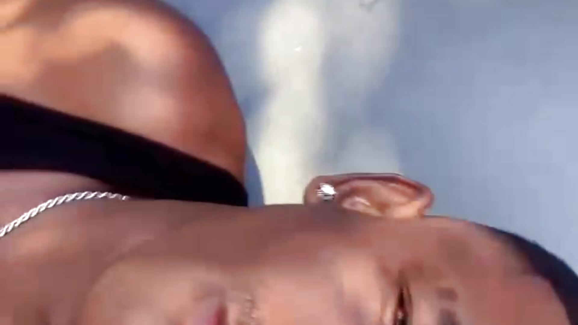Come rub your pretty pussy on it - longone2128 kullanıcısının videosu