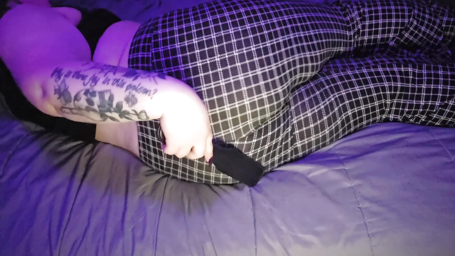 spanking - video by Lunas_Hollow cam model