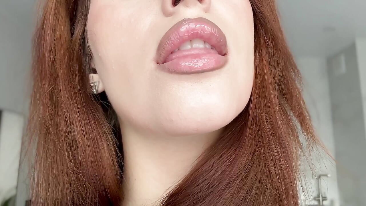 LIPS FETISH