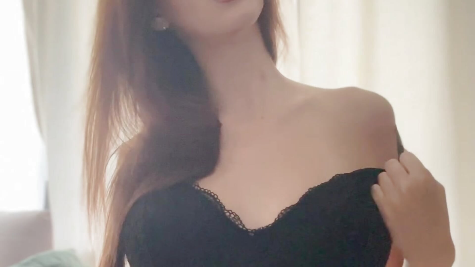 LET ME TEASE YOU WITH MY BODY