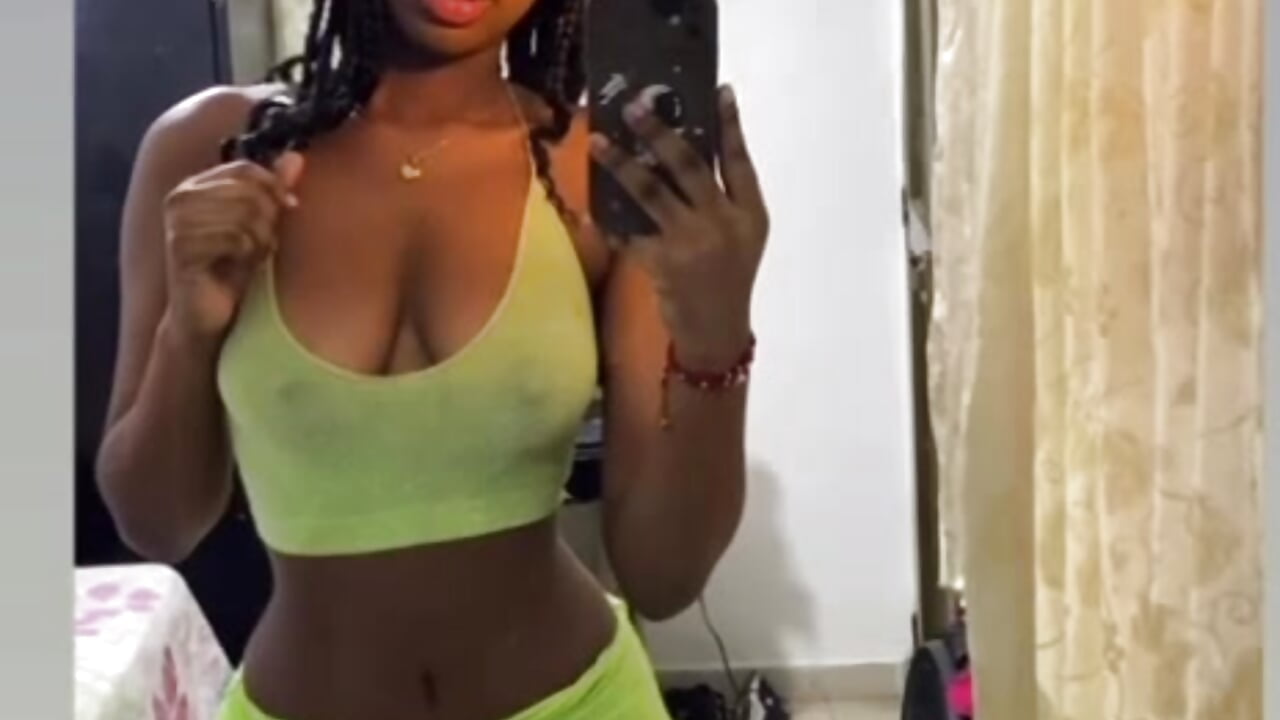 Sexy brunette - video by FallonsSweet cam model