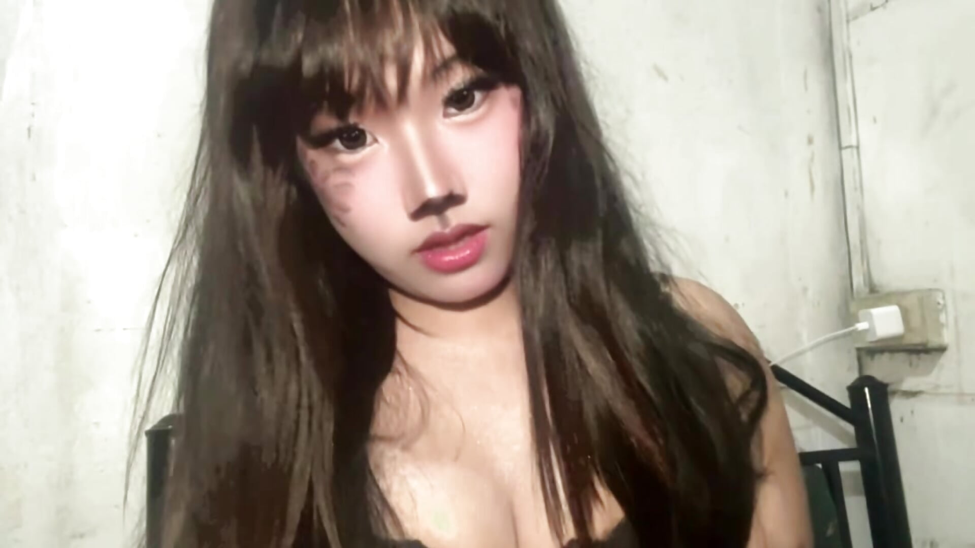 ed13fe3b5b8e4b86b98625b36e221ea7 - video by Raphaellasex cam model