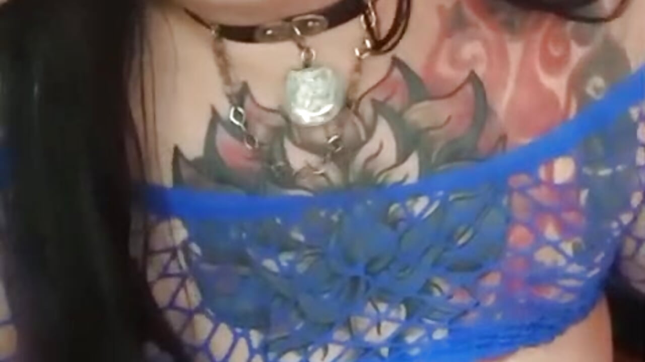 fuck mouth and pussy 🎈 - video by Moon_Cake333 cam model