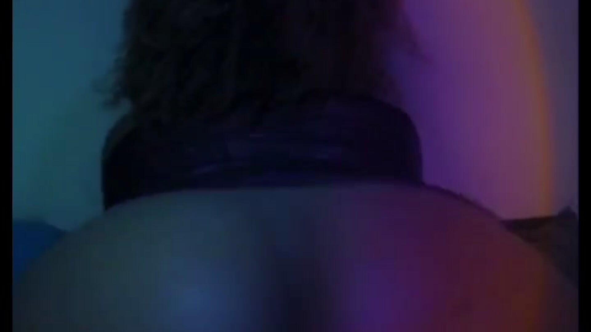 Take dz ass xxx - video by SultryBusty cam model