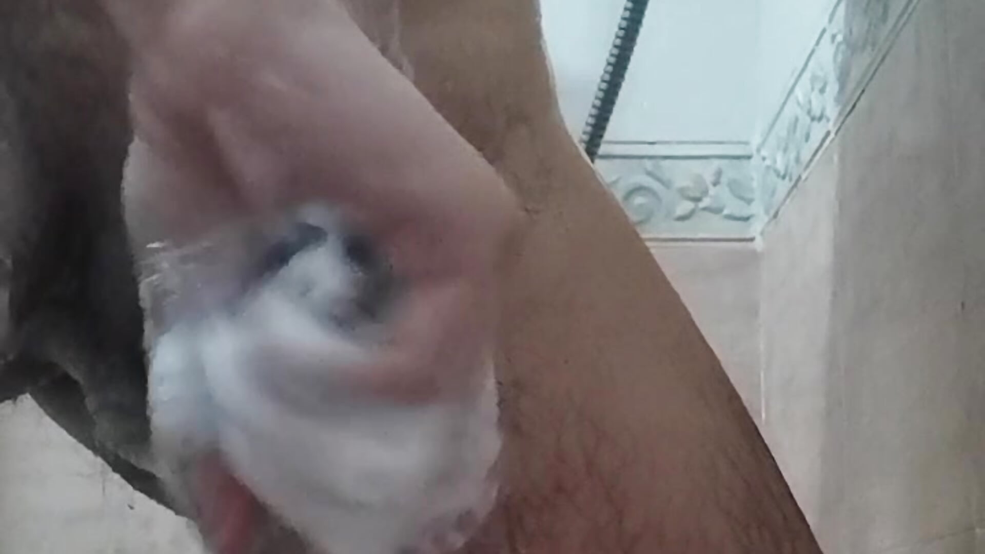 Bath & Soapy Cock - RockHard_YummyCock 캠 모델의 동영상