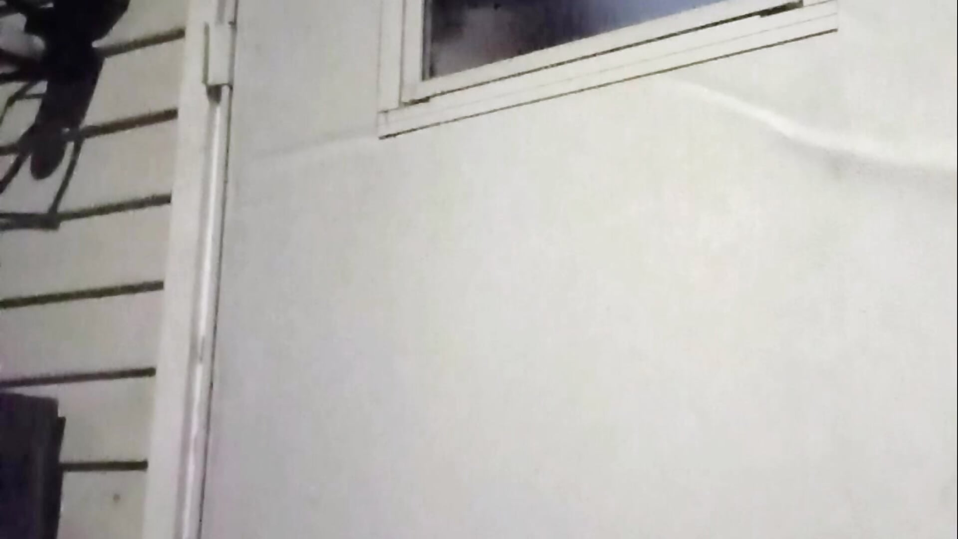 Venturing outside - video by Exhibitionist040577 cam model