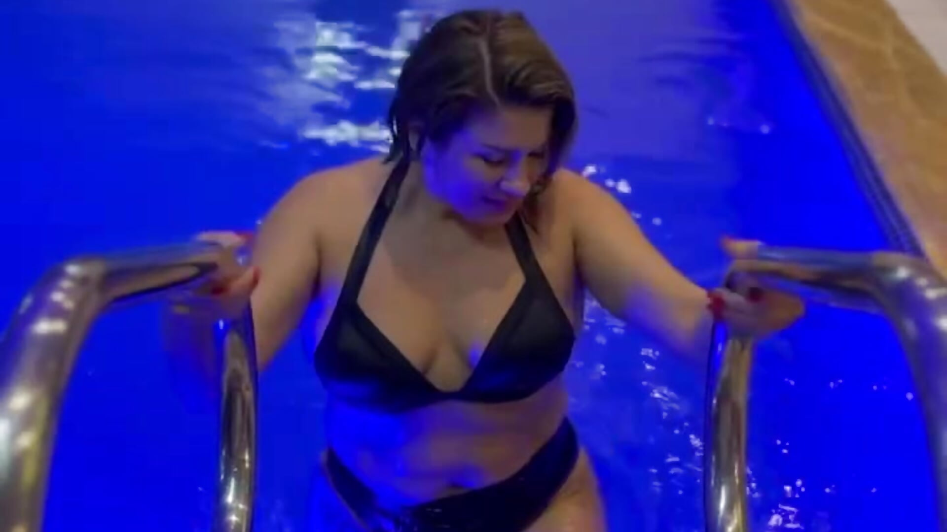 My relaxation - video di KiraRoxx modella di cam