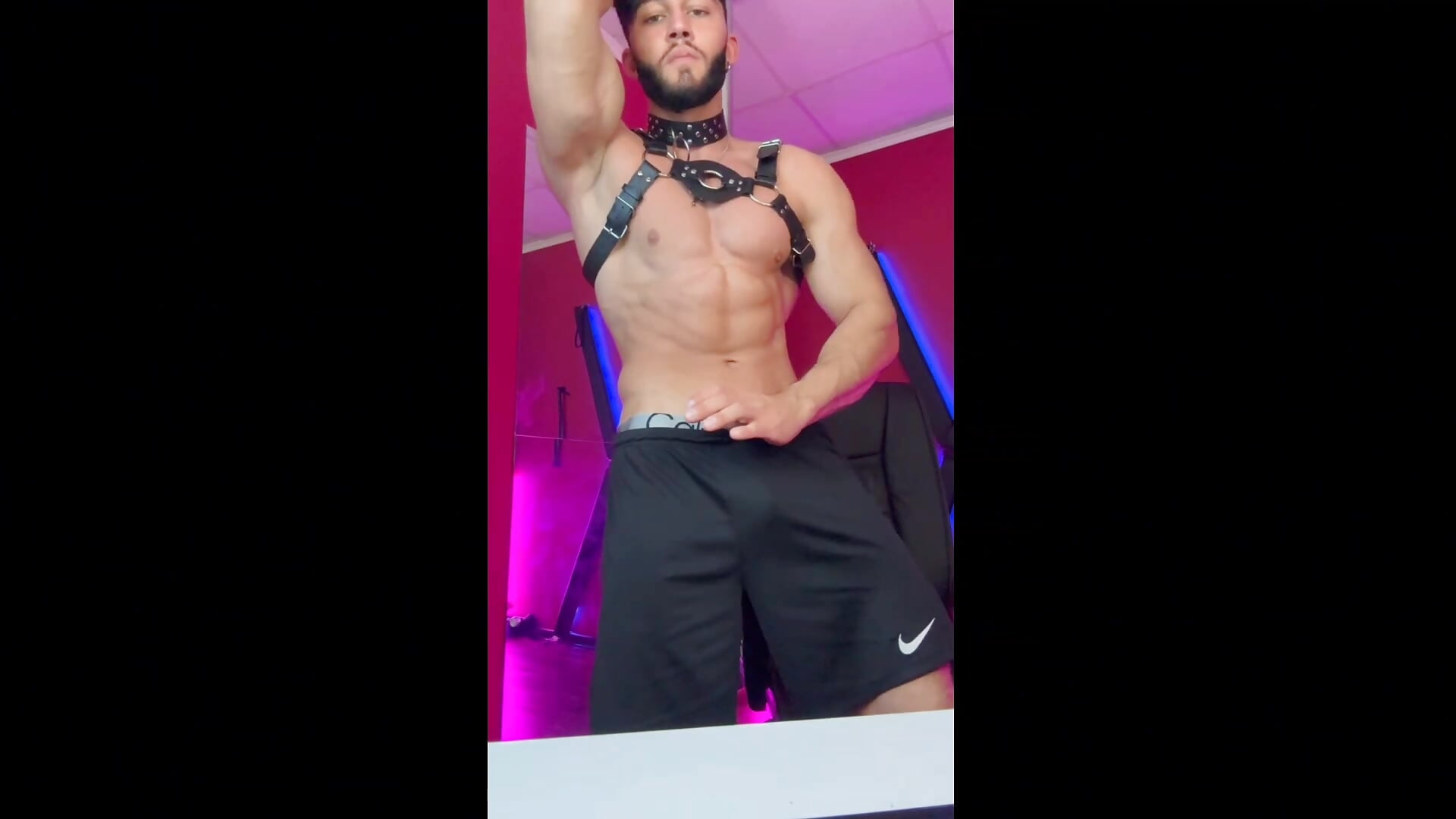 Sexy Dance ♥ - video by MerlinMuscular