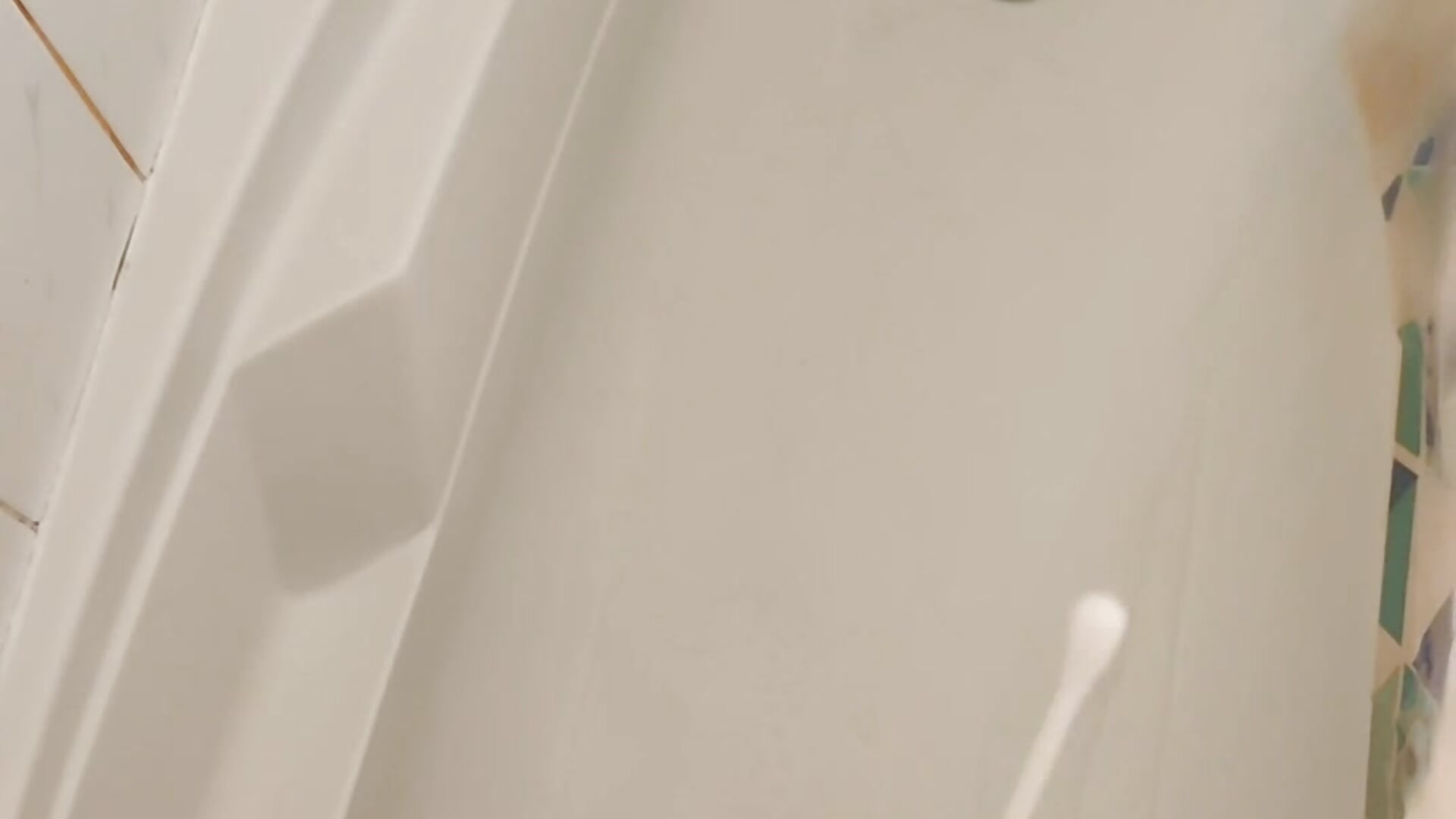 Earbud in hole — filmik dickontop_24, modela(-lki) na kamerkach