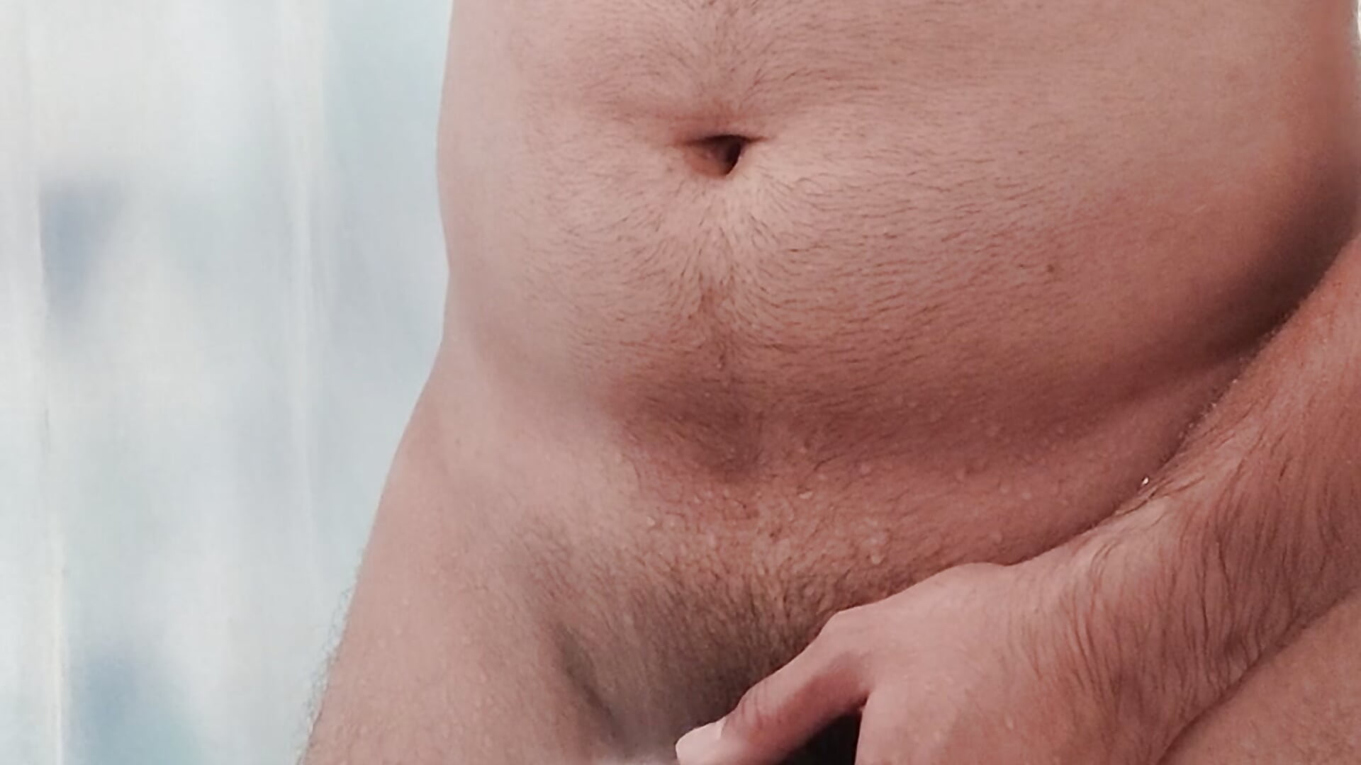 Watering my self 💦🤤 — filmik dickontop_24, modela(-lki) na kamerkach